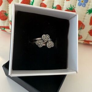 Vintage Judith Jack Sterling Silver Marcasite three heart ring stackable sz 5